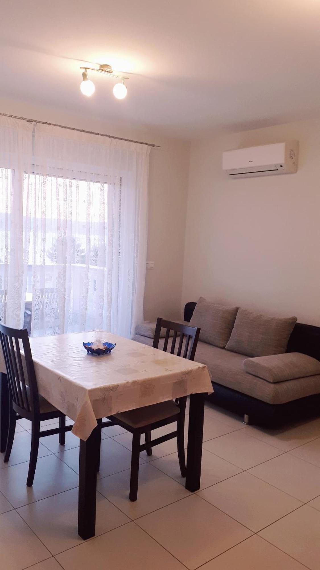 Cirjak Apartment *